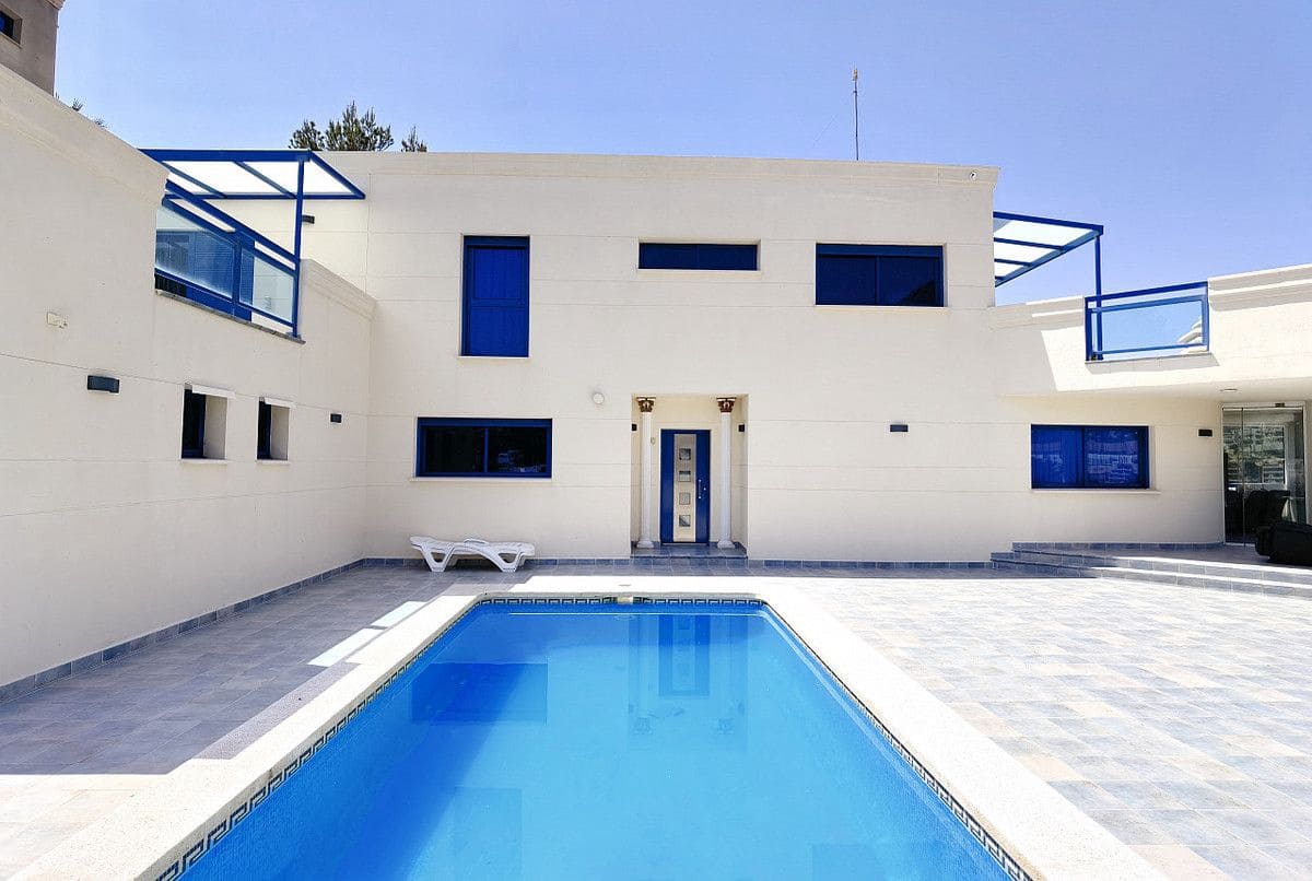 4 Zimmer Villa zu verkaufen in Altea - 895.000 € (Ref: 10013863)