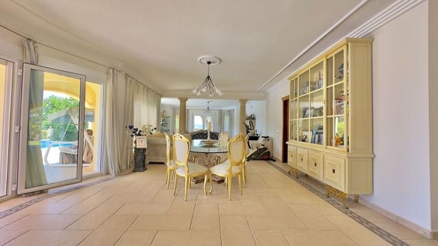 4 bedroom Villa for sale in Javea / Xàbia - € 2,200,000 (Ref: 10013864)