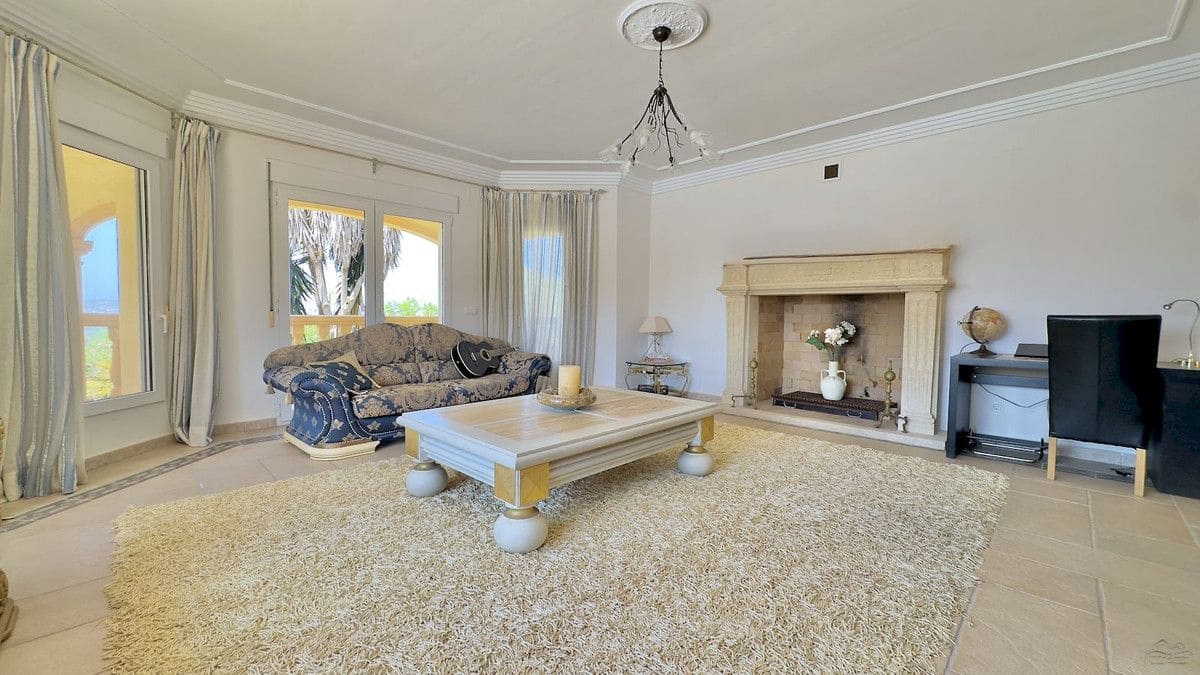 4 bedroom Villa for sale in Javea / Xabia - € 2,200,000 (Ref: 10013864)