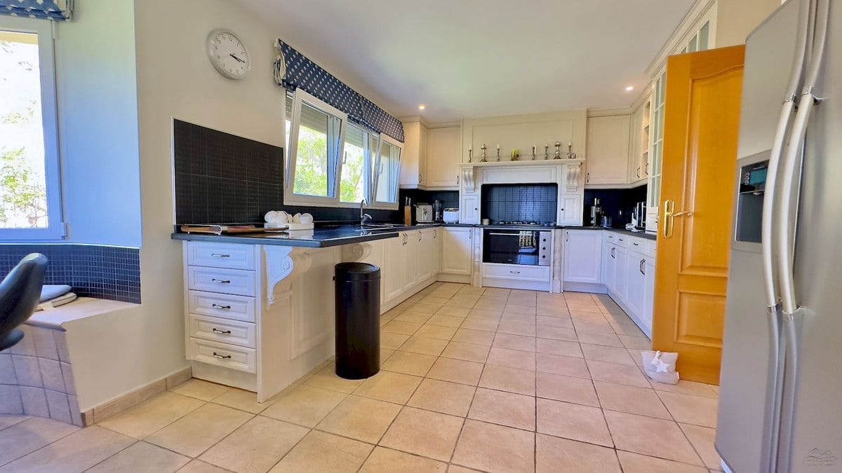 4 bedroom Villa for sale in Javea / Xabia - € 2,200,000 (Ref: 10013864)