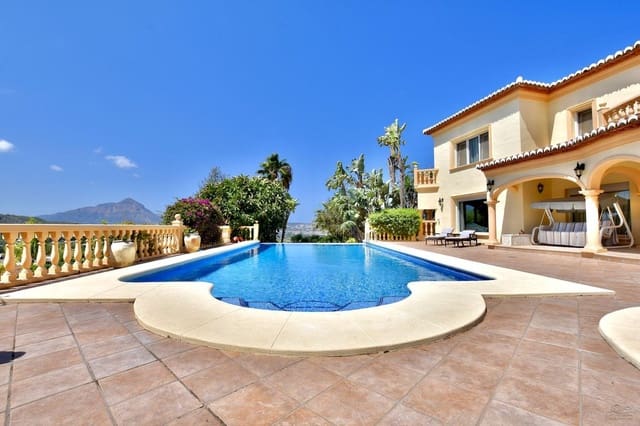 4 bedroom Villa for sale in Javea / Xàbia - € 2,200,000 (Ref: 10013864)