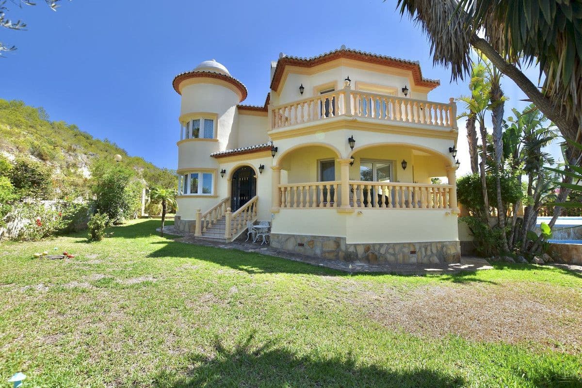 4 bedroom Villa for sale in Javea / Xabia - € 2,200,000 (Ref: 10013864)