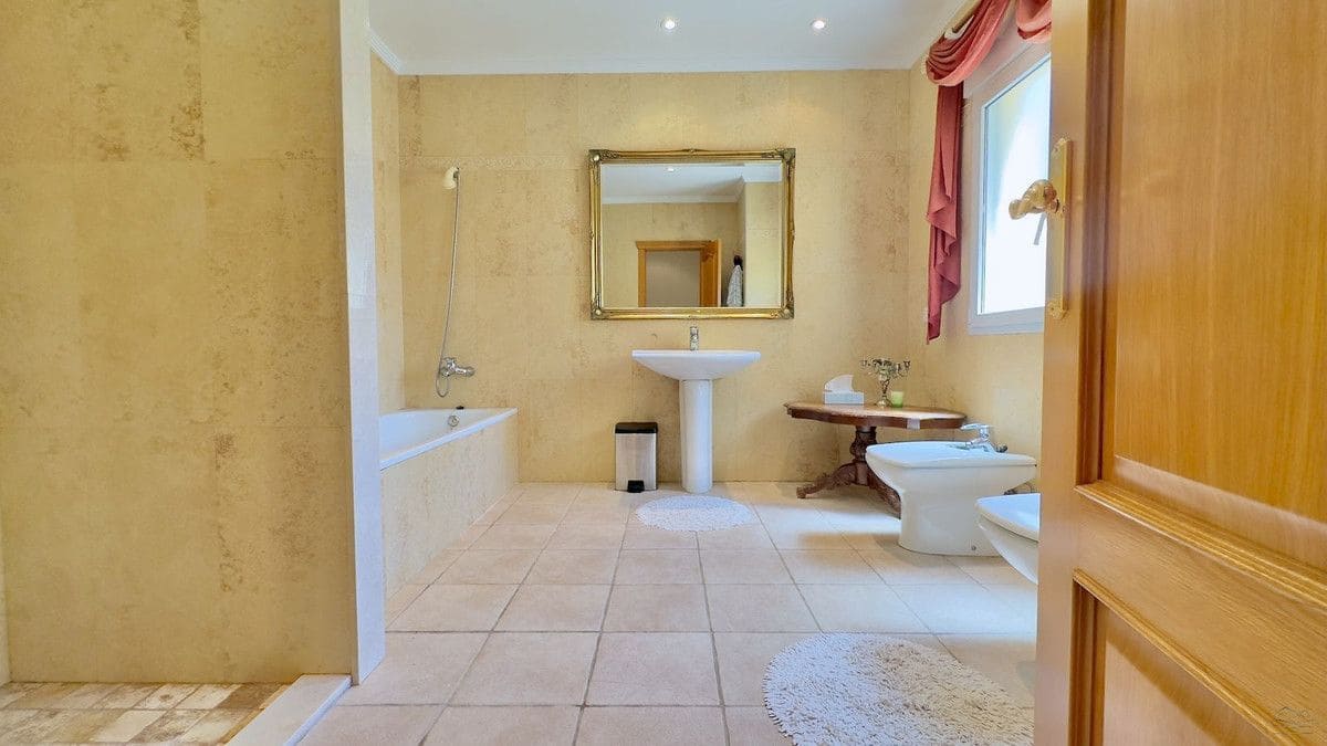 4 bedroom Villa for sale in Javea / Xabia - € 2,200,000 (Ref: 10013864)