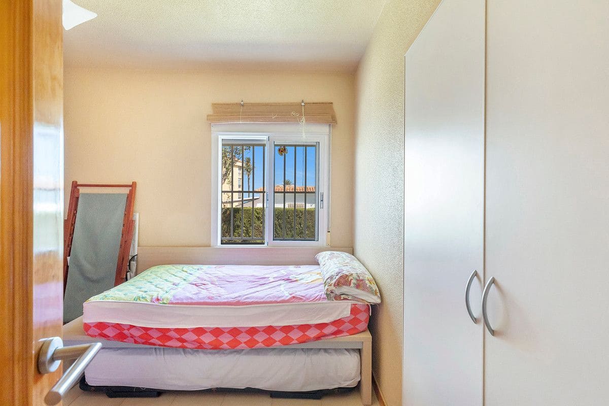 4 bedroom Villa for sale in Torrevieja - € 656,000 (Ref: 10013866)