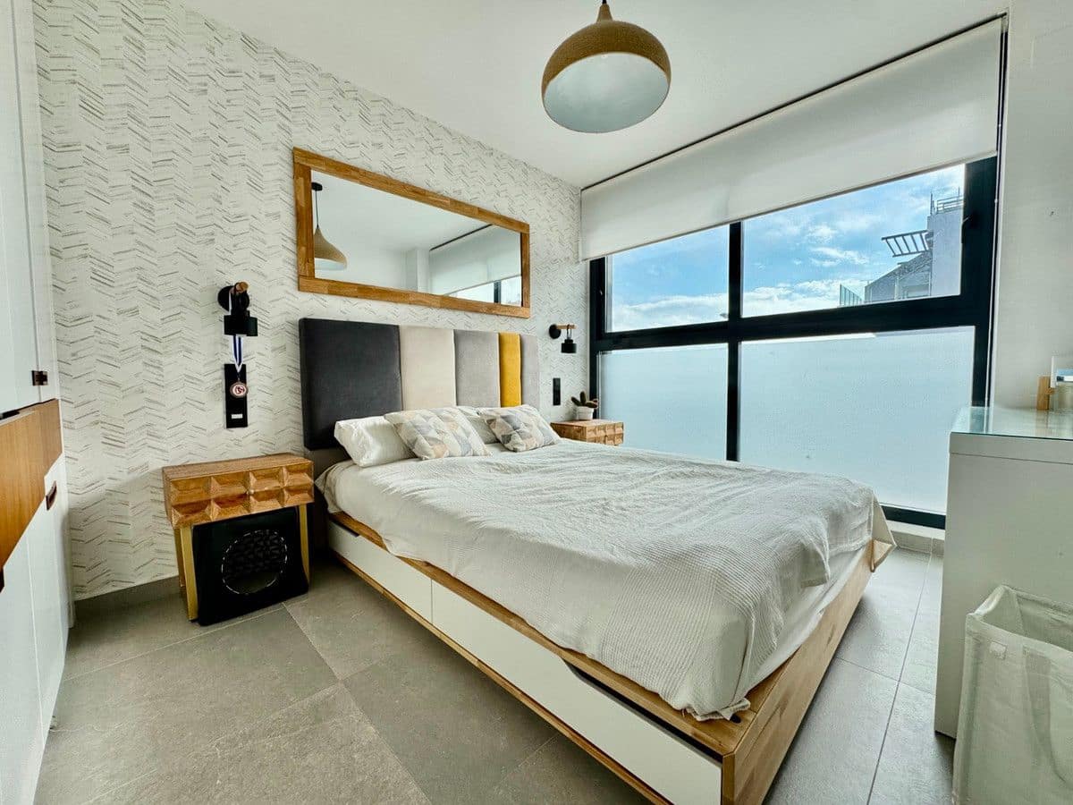 4 soveværelse Villa til salg i Guardamar del Segura - € 374.000 (Ref: 10013868)