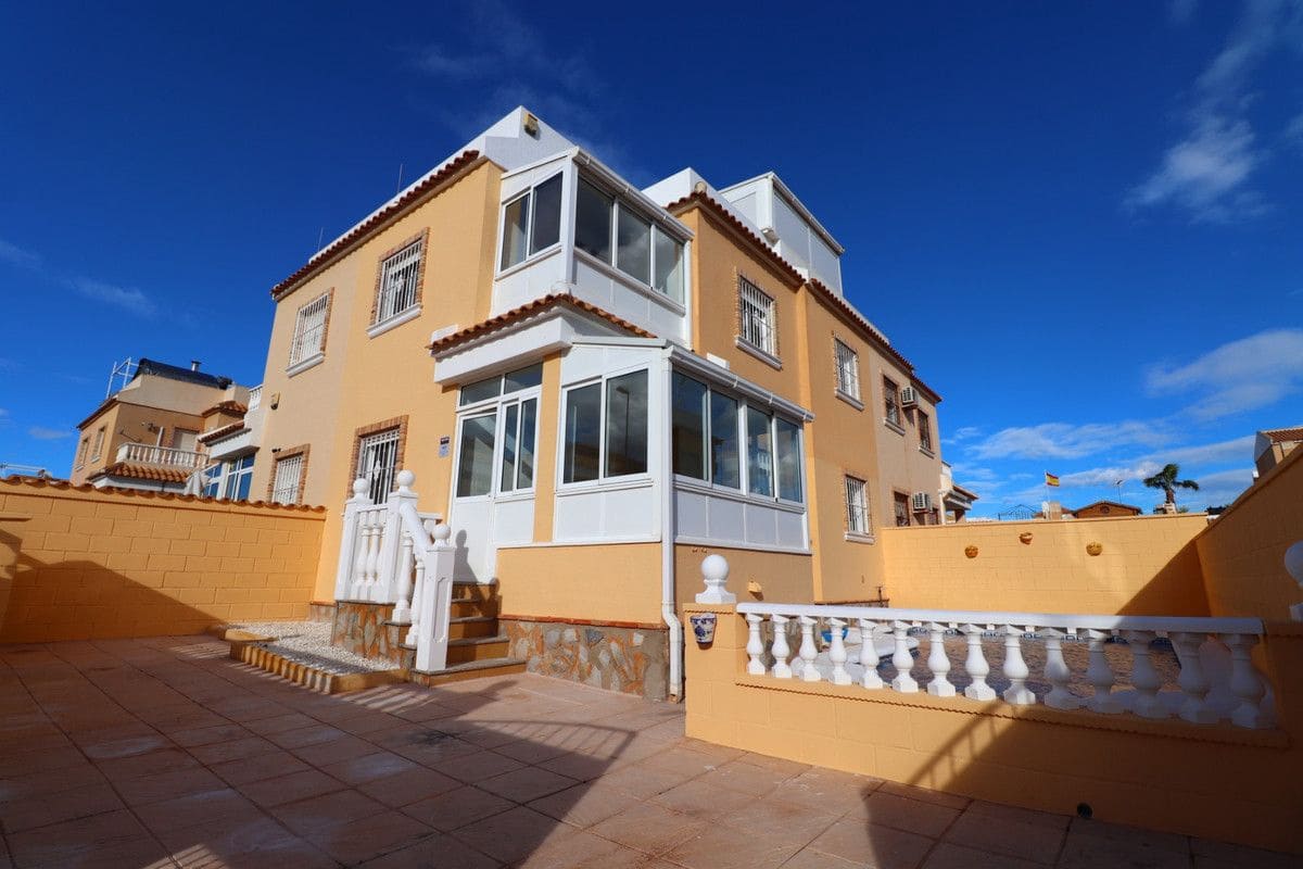 3 soverom Villa til salgs i Rojales med svømmebasseng - € 265 000 (Ref: 10013869)