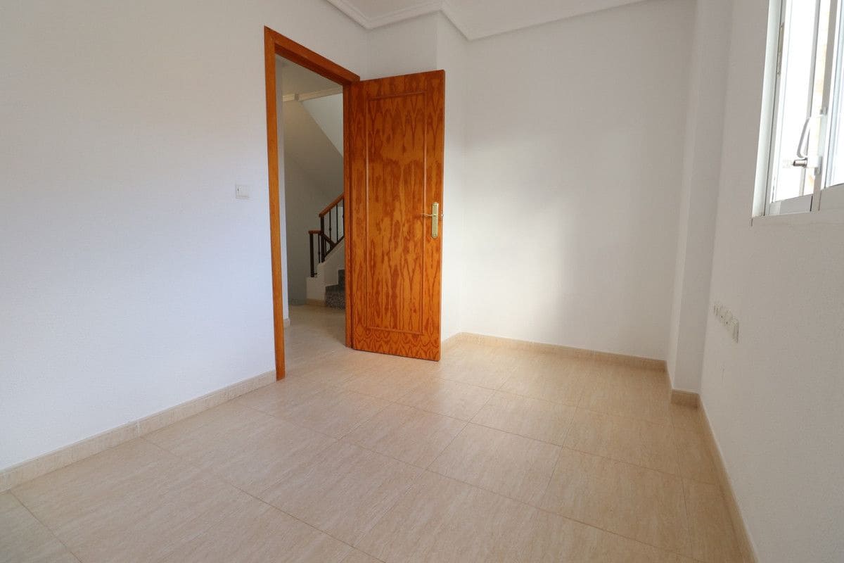 3 soverom Villa til salgs i Rojales med svømmebasseng - € 265 000 (Ref: 10013869)