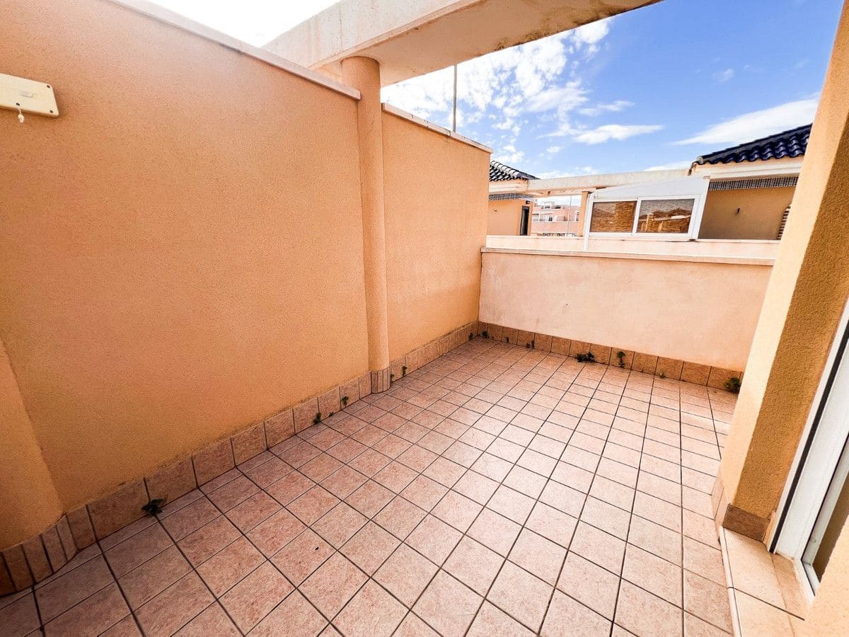 3 soverom Kjedet enebolig til salgs i Pilar de la Horadada - € 369 000 (Ref: 10013873)