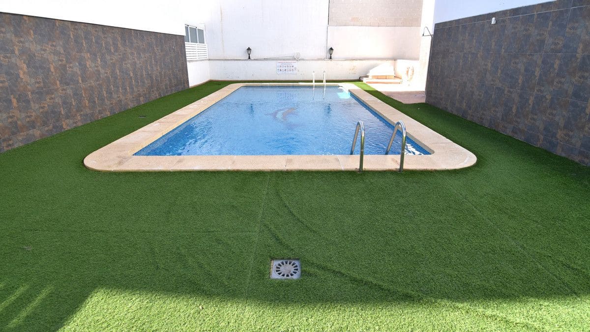 3 camera da letto Villetta a Schiera in vendita in Guardamar del Segura con piscina - 287.000 € (Rif: 10013877)