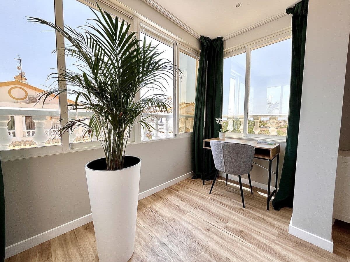 3 quarto Casa em Banda para venda em Orihuela Costa - 277 900 € (Ref: 10013880)