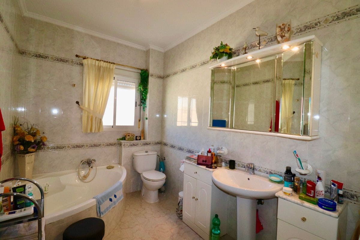 3 chambre Maison de Ville à vendre à Dona Pepa avec piscine - 249 950 € (Ref: 10013883)