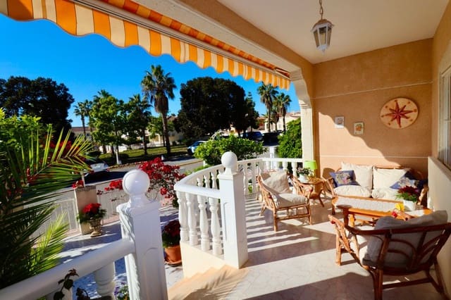 3 chambre Maison de Ville à vendre à Doña Pepa, Rojales avec piscine - 249 950 € (Ref: 10013883)