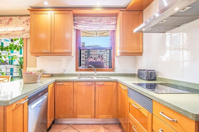 4 makuuhuone Huoneisto myytävänä paikassa Palma de Mallorca - 850 000 € (Ref: 10013887)