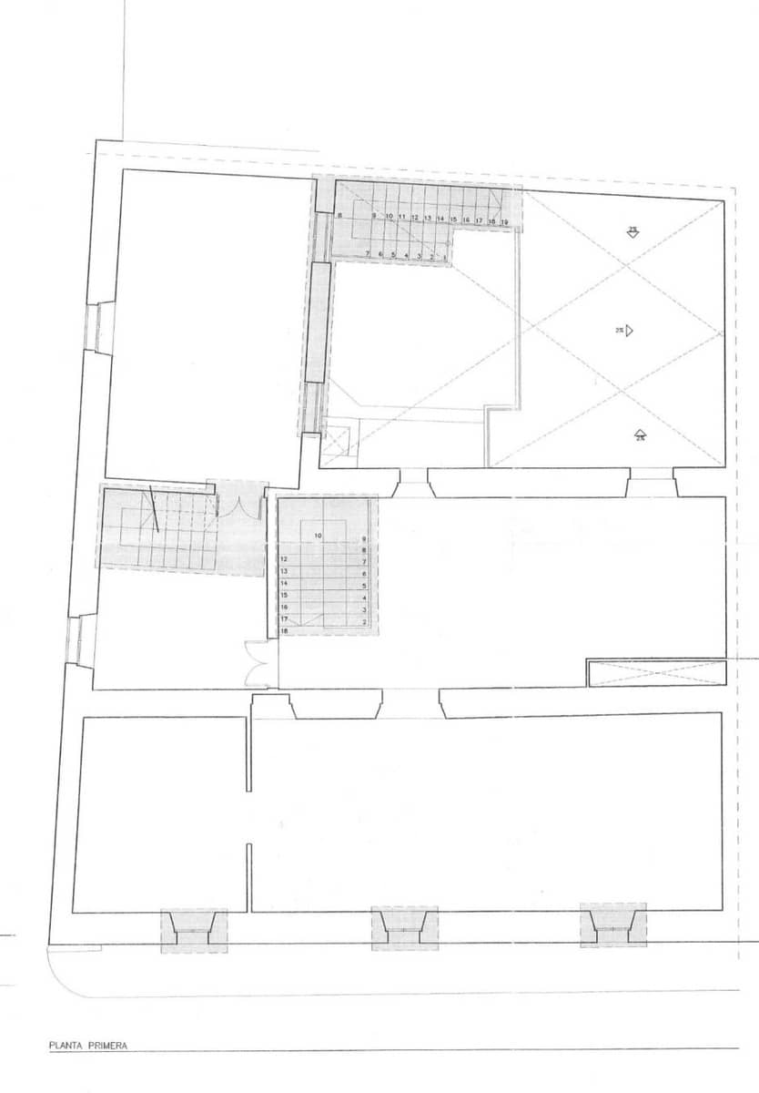 7 bedroom Townhouse for sale in Sineu with garage - € 780,000 (Ref: 10013888)