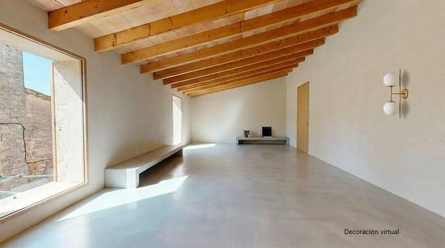 7 soveværelse Byhus til salg i Sineu med garage - € 780.000 (Ref: 10013888)