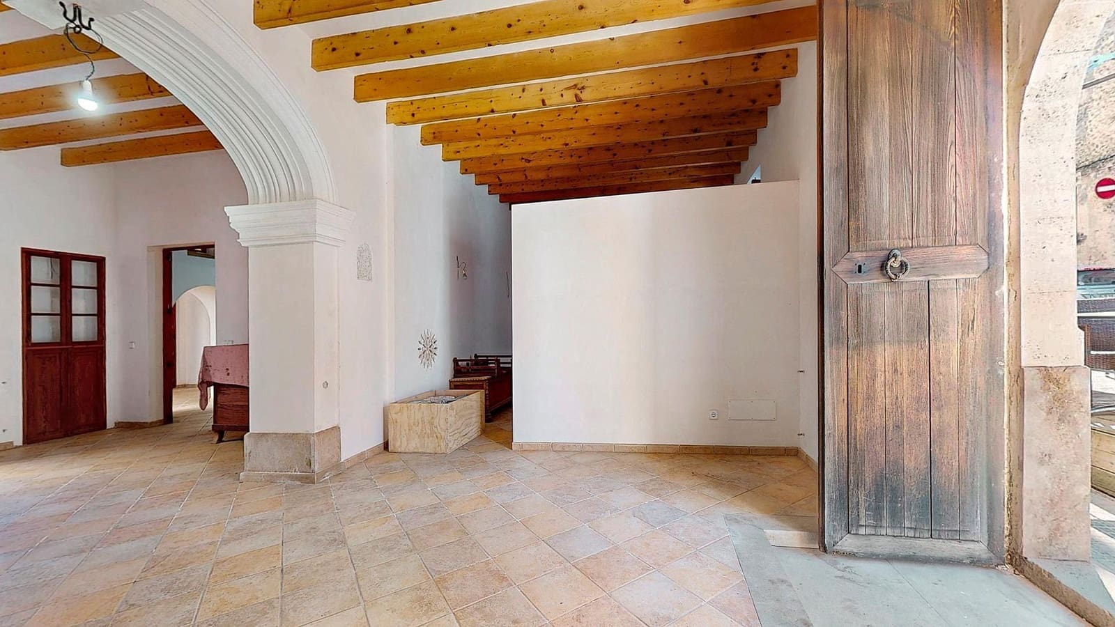 7 bedroom Townhouse for sale in Sineu with garage - € 780,000 (Ref: 10013888)
