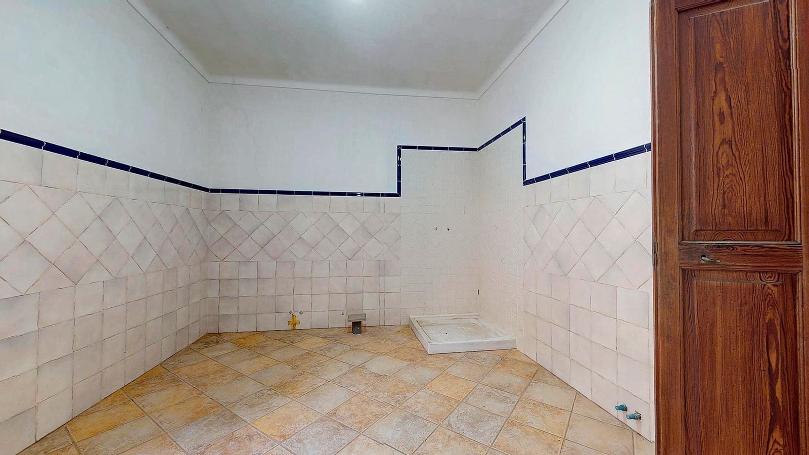 7 bedroom Townhouse for sale in Sineu with garage - € 780,000 (Ref: 10013888)