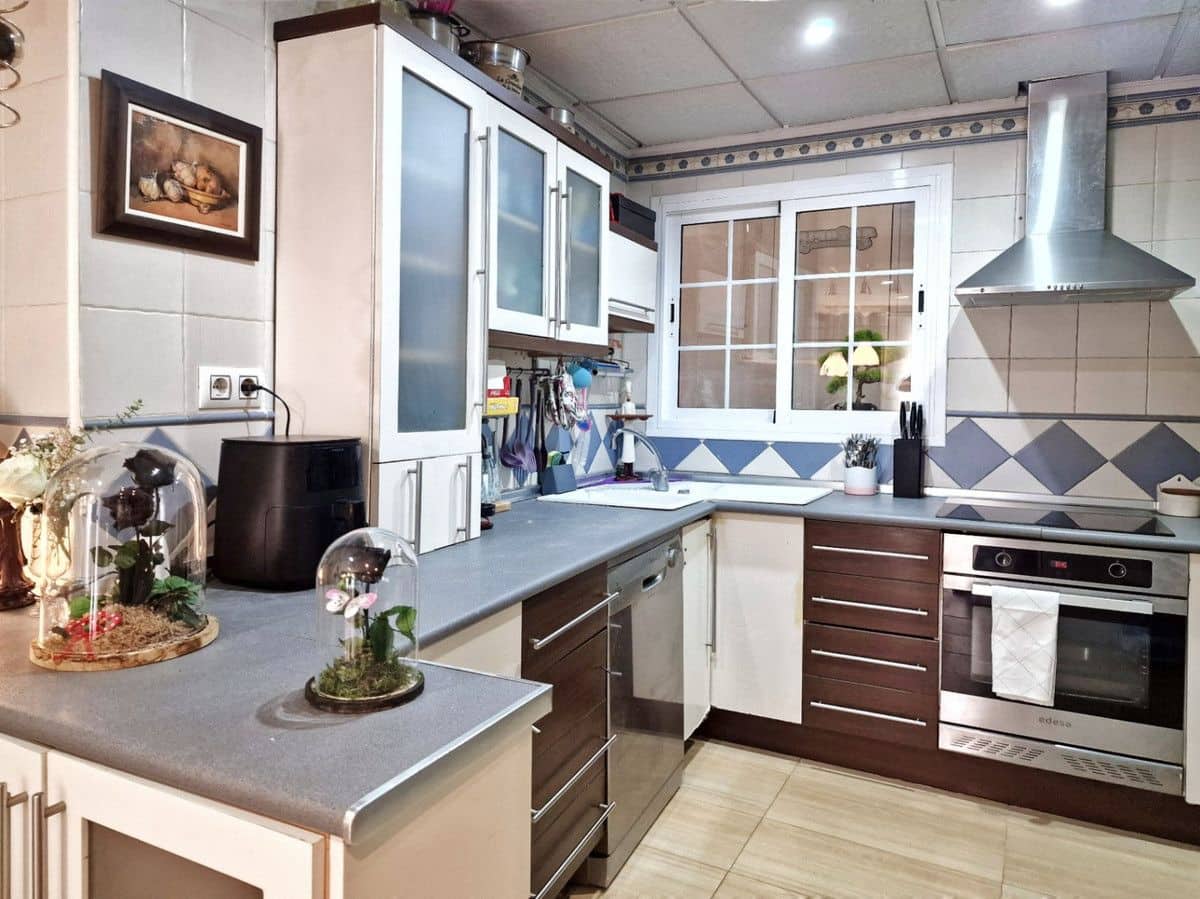 10 sypialnia Dom na sprzedaż w Javea / Xabia - 549 000 € (Ref: 10013890)