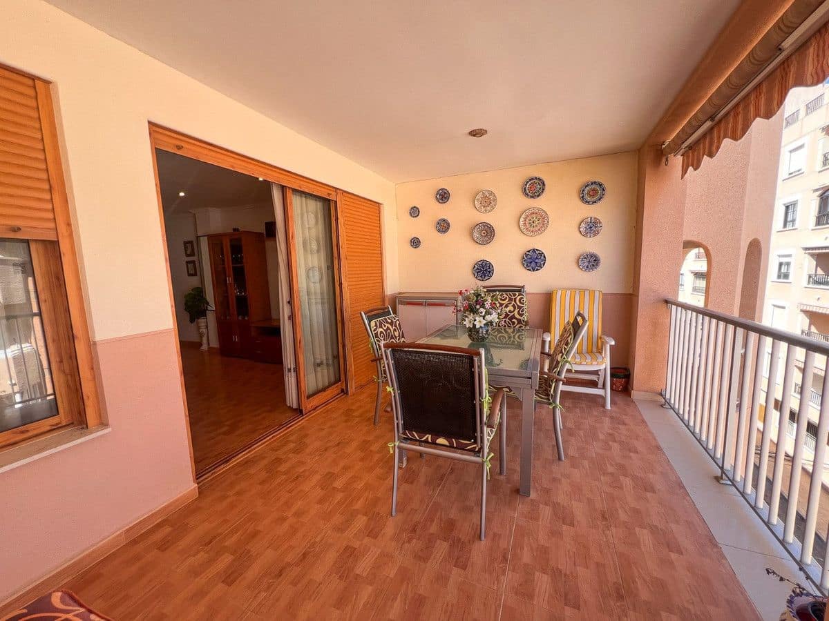 3 soverom Leilighet til salgs i Guardamar del Segura - € 206 000 (Ref: 10015788)
