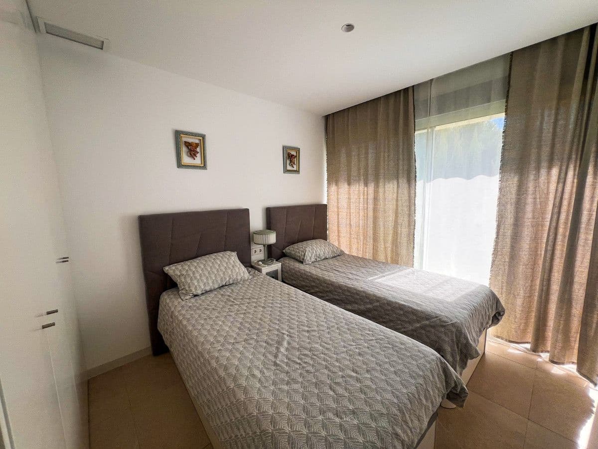 Apartamento de 2 habitaciones en La Florida en venta - 310.000 € (Ref: 10015789)