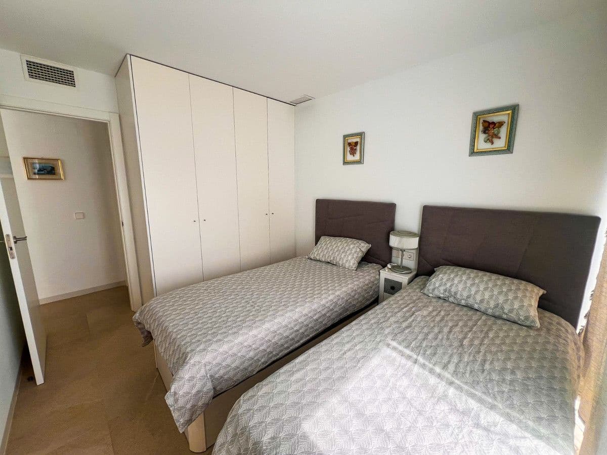 Apartamento de 2 habitaciones en La Florida en venta - 310.000 € (Ref: 10015789)