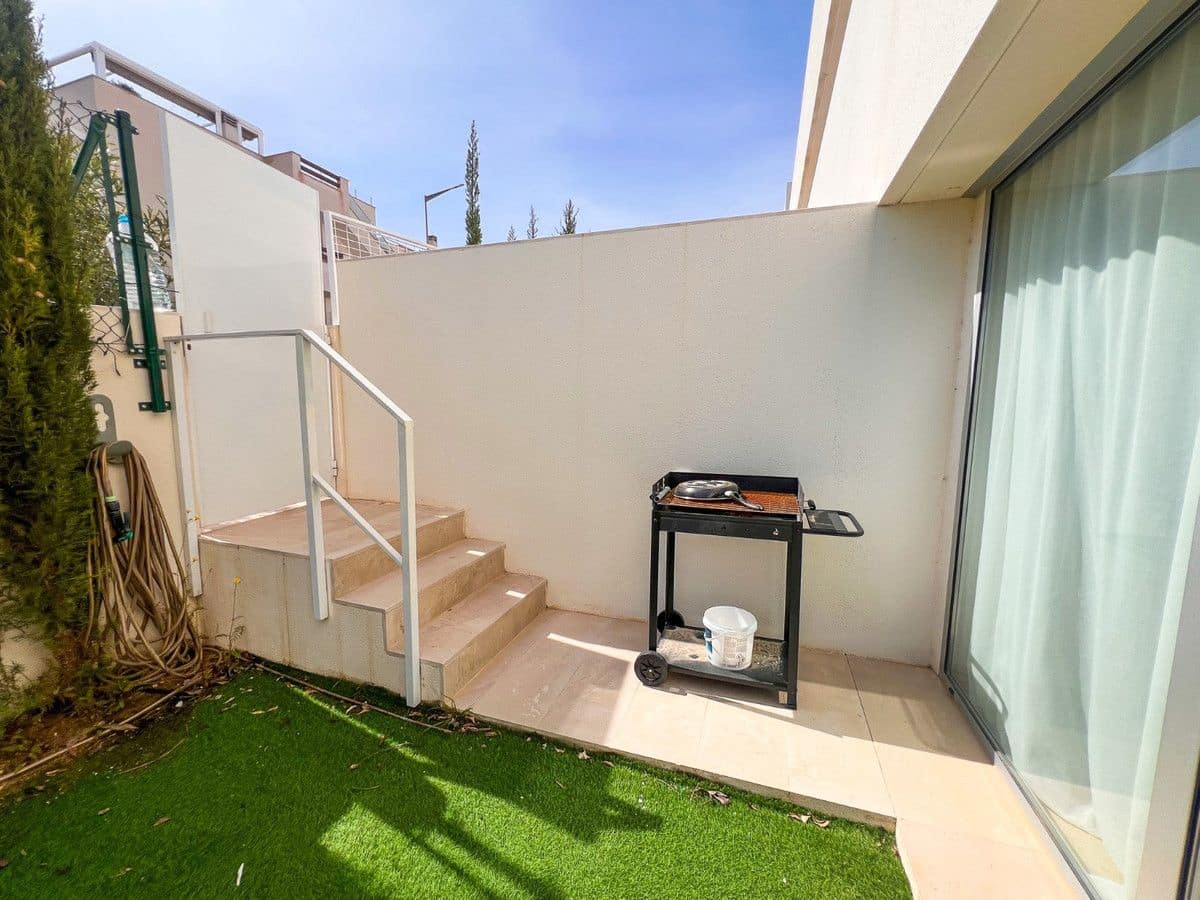 Apartamento de 2 habitaciones en La Florida en venta - 310.000 € (Ref: 10015789)