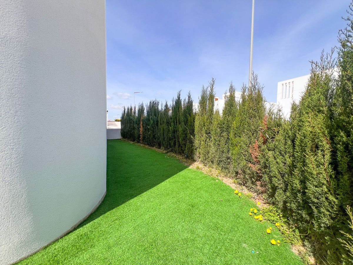Apartamento de 2 habitaciones en La Florida en venta - 310.000 € (Ref: 10015789)