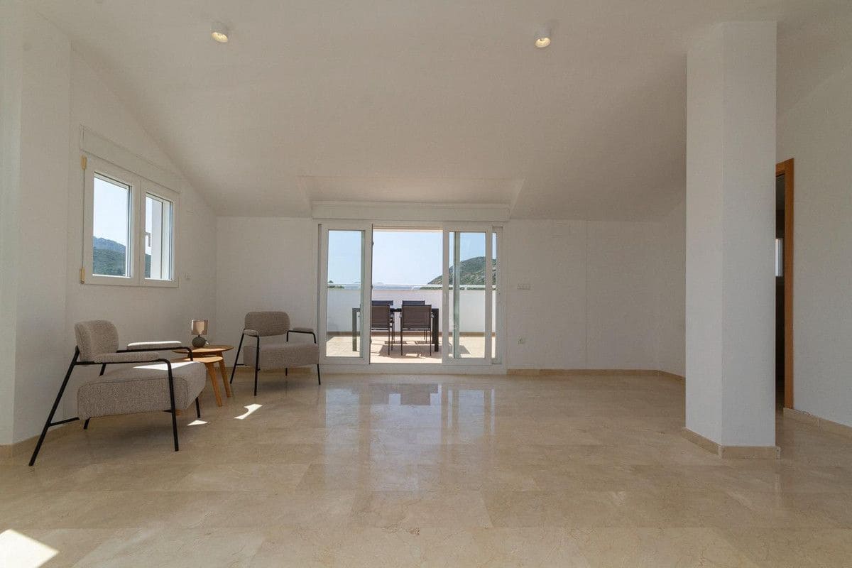 Apartamento de 2 habitaciones en Pego en venta - 215.000 € (Ref: 10015792)