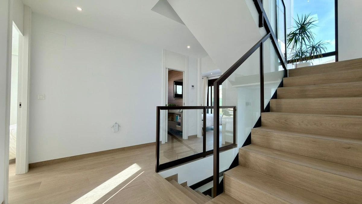 5 slaapkamer Villa te koop in Finestrat - € 895.000 (Ref: 10015793)
