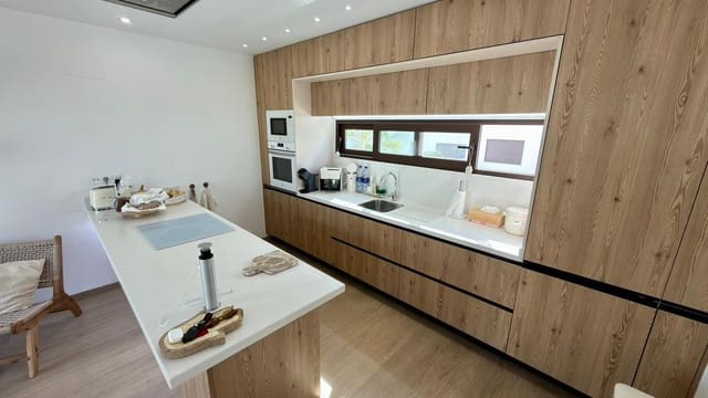 5 slaapkamer Villa te koop in Finestrat - € 895.000 (Ref: 10015793)