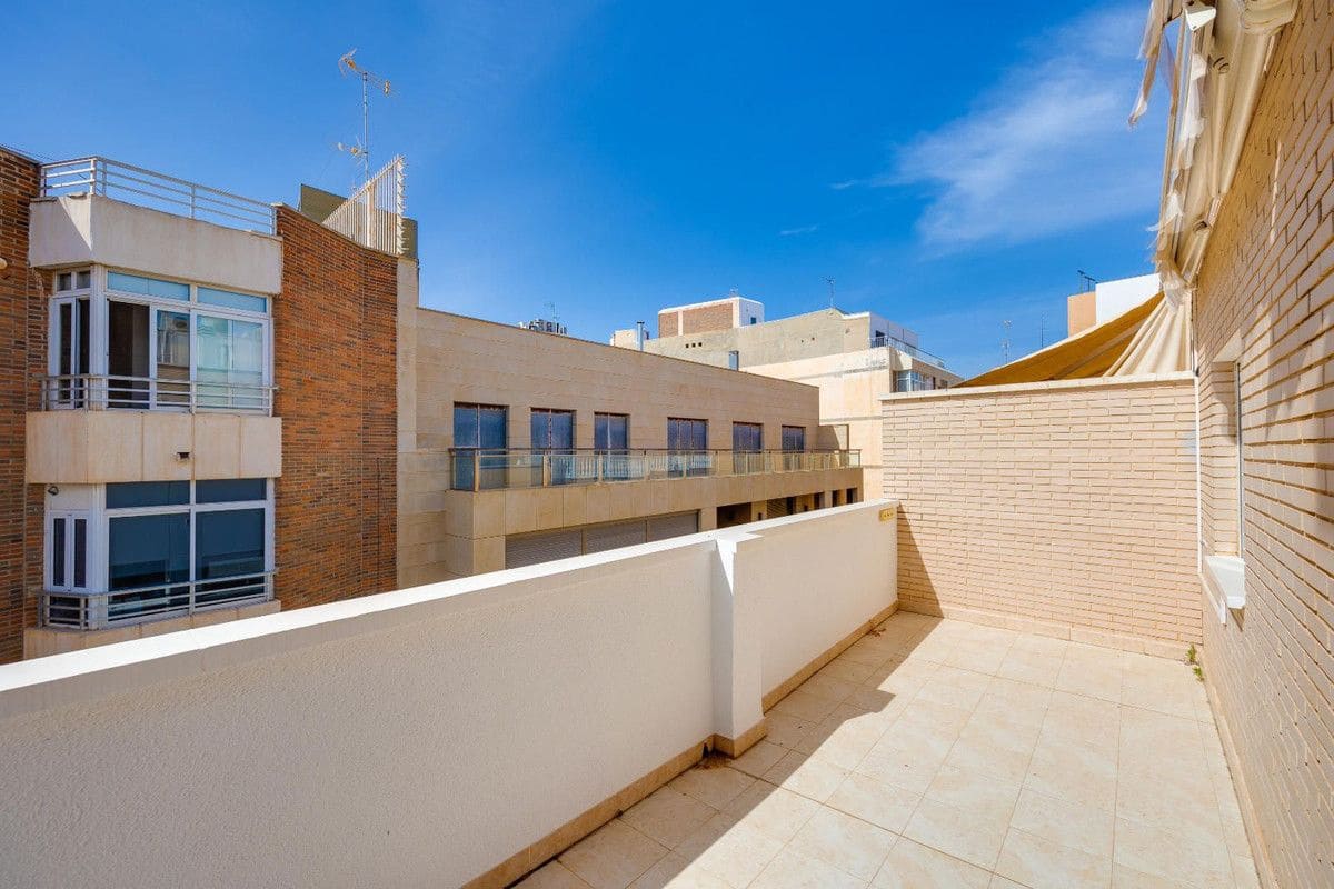 3 chambre Appartement à vendre à Torrevieja - 310 969 € (Ref: 10017782)