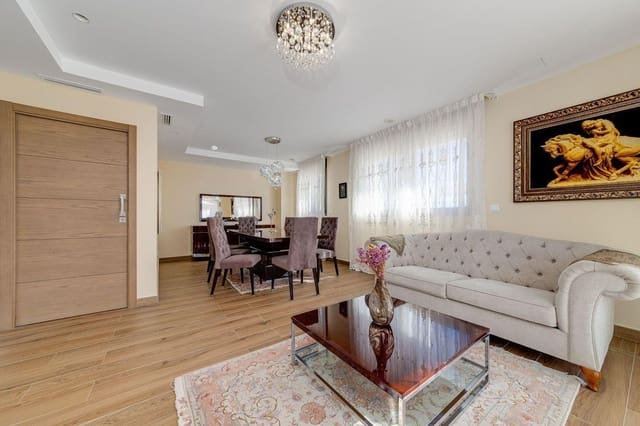 3 Zimmer Villa zu verkaufen in La Florida, Orihuela - 1.275.000 € (Ref: 10017791)