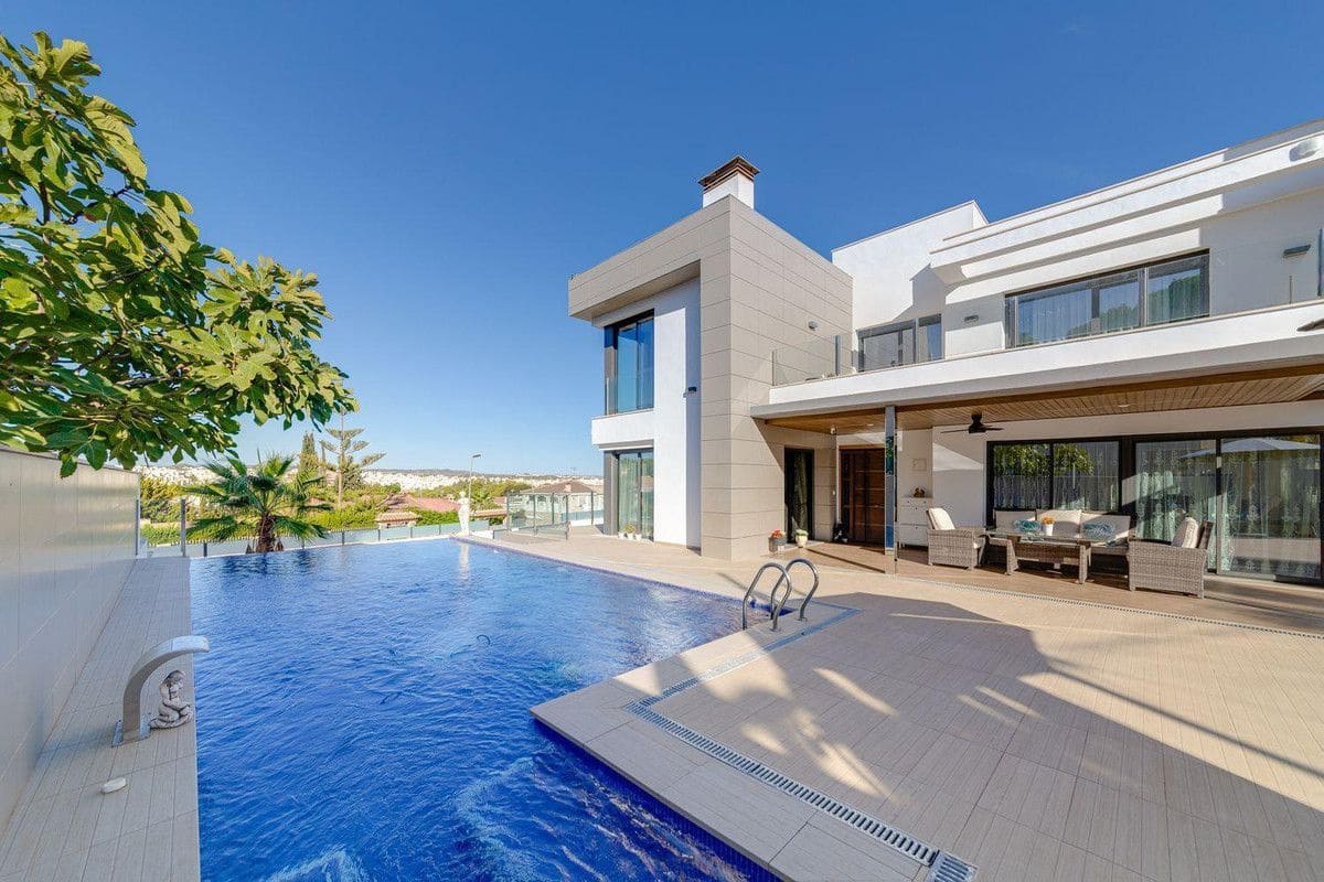 3 Zimmer Villa zu verkaufen in La Florida - 1.275.000 € (Ref: 10017791)