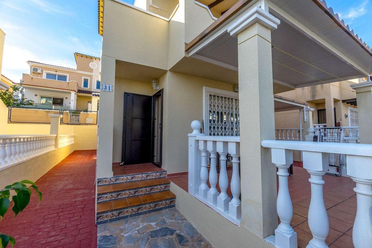 3 chambre Villa/Maison à vendre à Torrevieja - 295 000 € (Ref: 10017797)