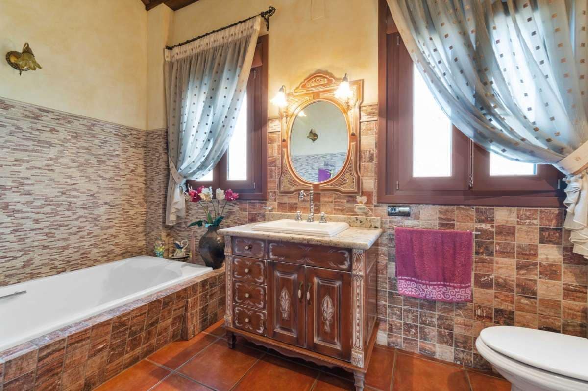 4 soveværelse Villa til salg i Orihuela med swimmingpool - € 1.799.990 (Ref: 10017805)
