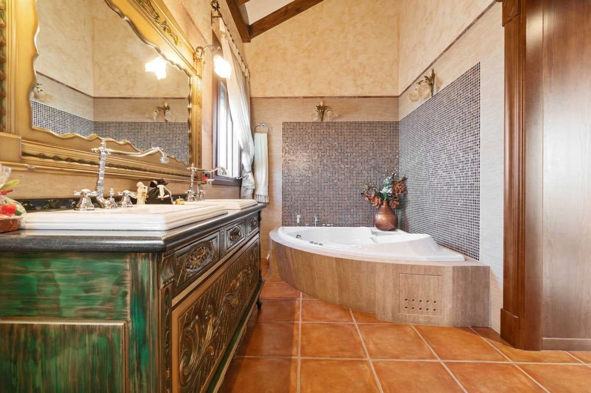 4 soveværelse Villa til salg i Orihuela med swimmingpool - € 1.799.990 (Ref: 10017805)