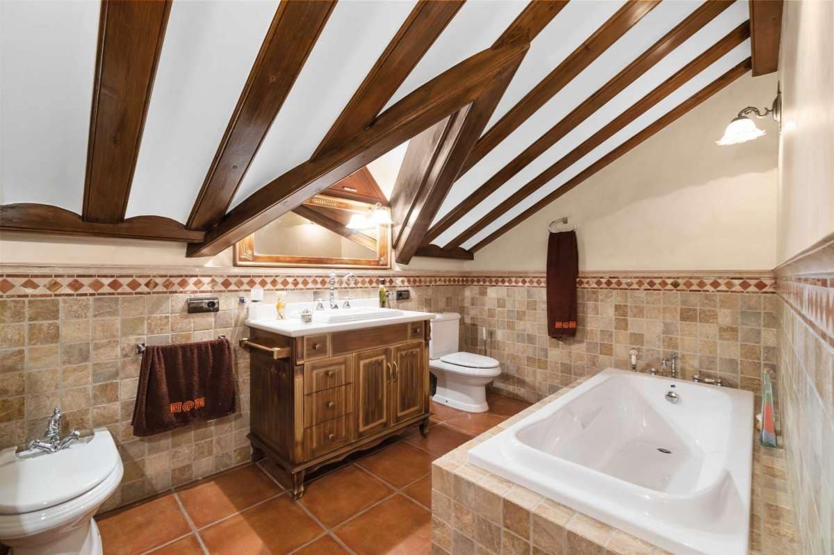4 soveværelse Villa til salg i Orihuela med swimmingpool - € 1.799.990 (Ref: 10017805)