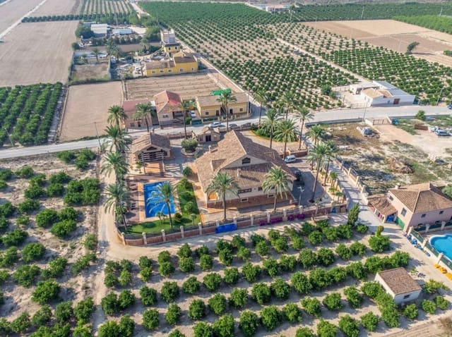 4 bedroom Villa for sale in Molins - Campaneta - San Bartolomé, Orihuela with pool - € 1,799,990 (Ref: 10017805)