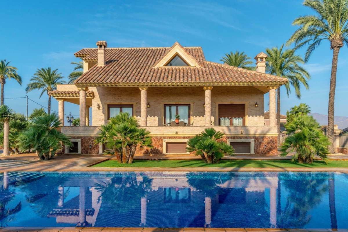 4 soveværelse Villa til salg i Orihuela med swimmingpool - € 1.799.990 (Ref: 10017805)