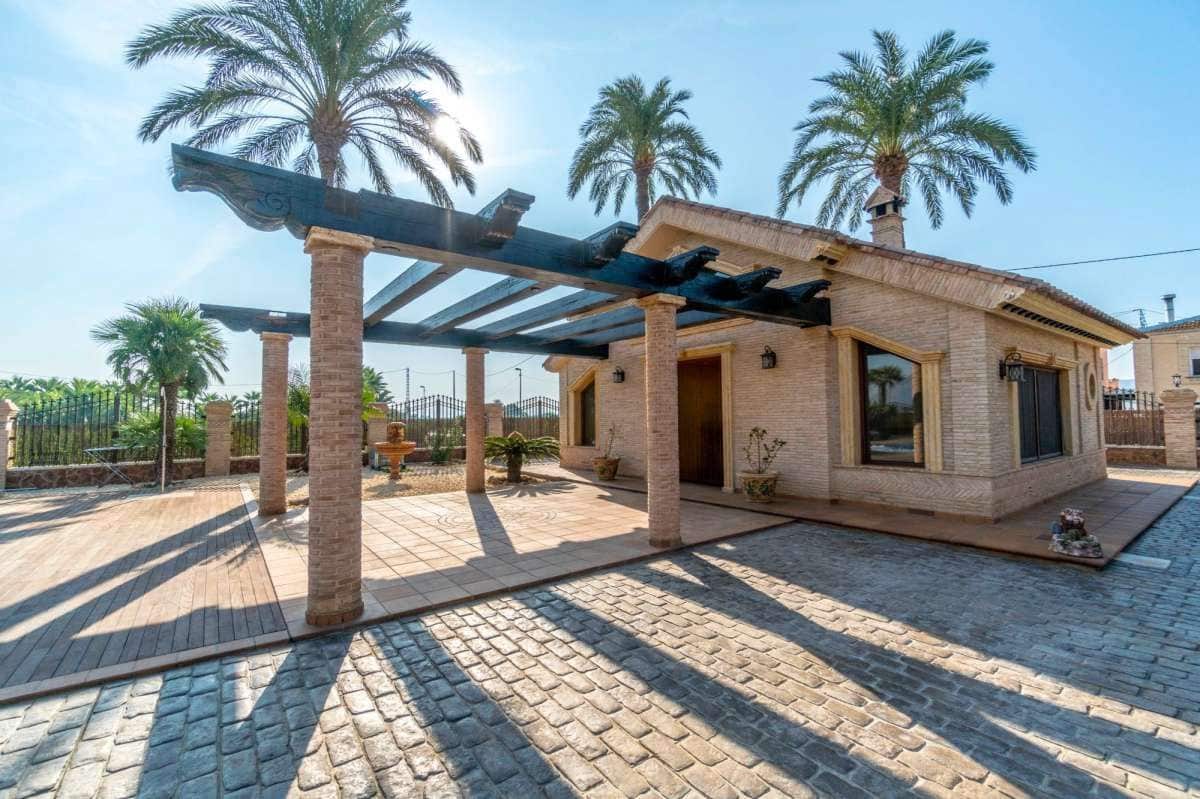 4 soveværelse Villa til salg i Orihuela med swimmingpool - € 1.799.990 (Ref: 10017805)
