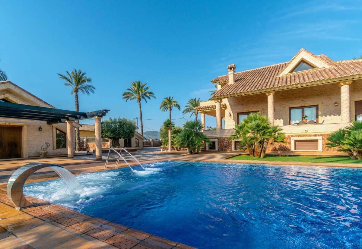 4 soveværelse Villa til salg i Orihuela med swimmingpool - € 1.799.990 (Ref: 10017805)