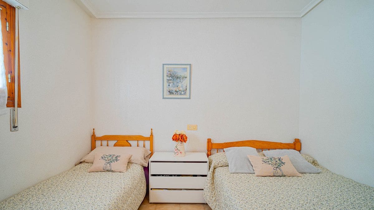 2 soverom Leilighet til salgs i Orihuela Costa - € 165 000 (Ref: 10017807)