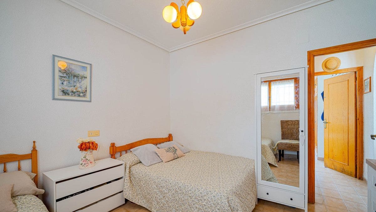 2 soverom Leilighet til salgs i Orihuela Costa - € 165 000 (Ref: 10017807)