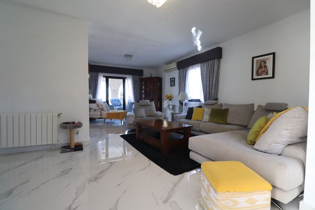 5 sovrum Villa till salu i Algorfa med pool - 649 950 € (Ref: 10017811)
