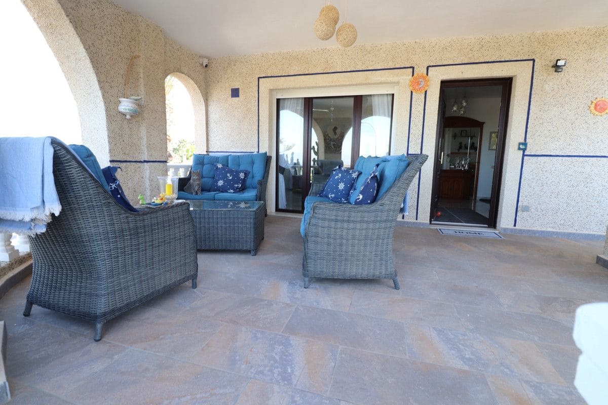 5 sovrum Villa till salu i Algorfa med pool - 649 950 € (Ref: 10017811)