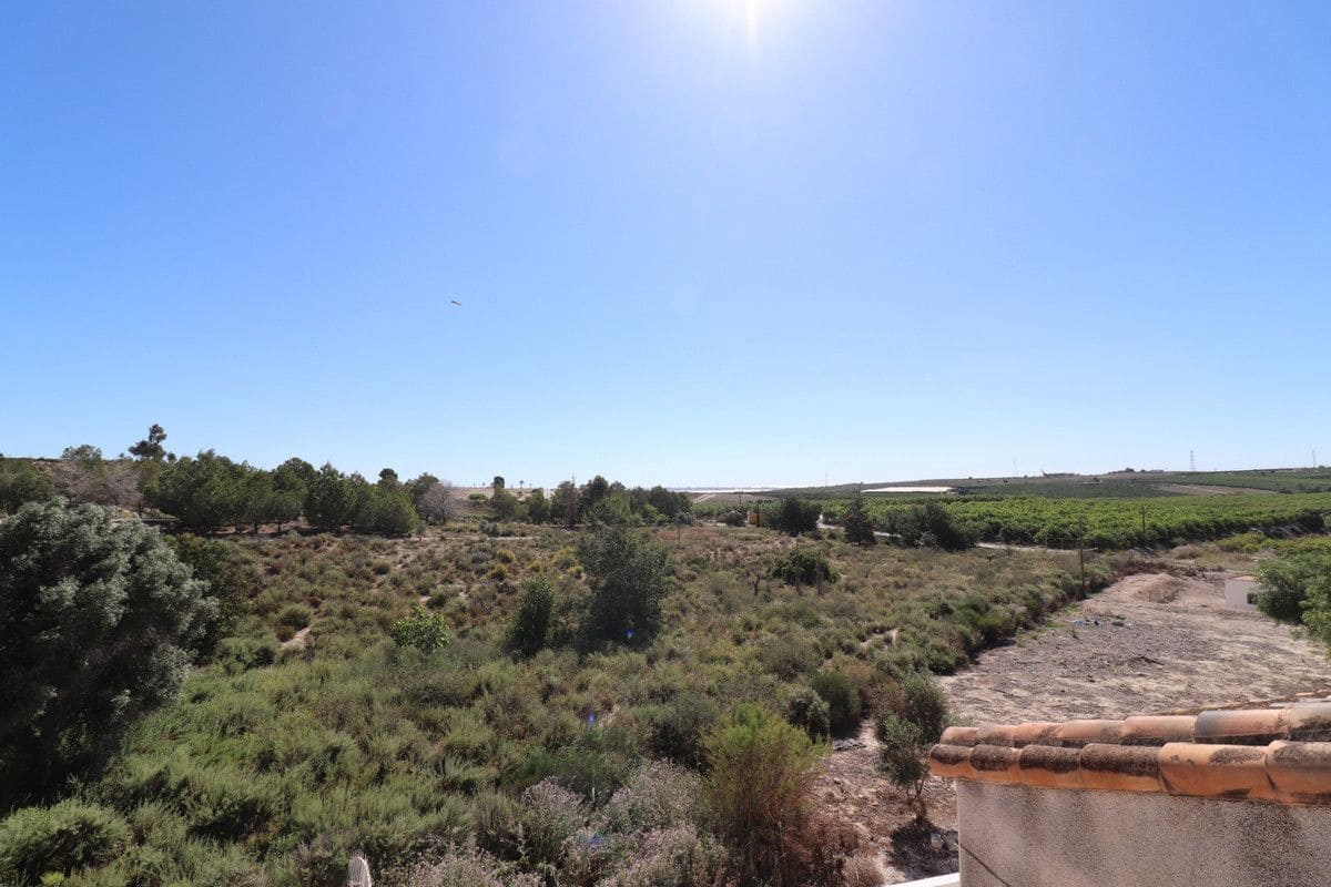 Chalet de 3 habitaciones en San Miguel de Salinas en venta con piscina - 250.000 € (Ref: 10017814)