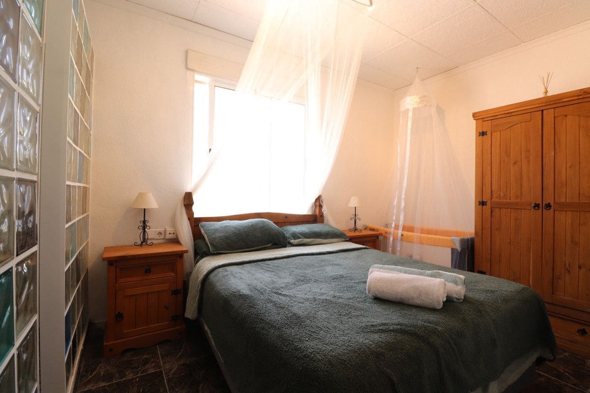 4 chambre Villa/Maison à vendre à Benferri avec piscine - 350 000 € (Ref: 10017815)