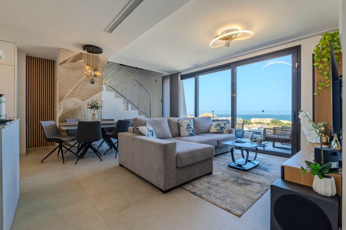 3 soverom Leilighet til salgs i Guardamar del Segura - € 620 000 (Ref: 10017817)