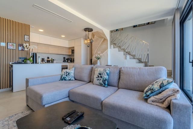 Apartamento de 3 habitaciones en Guardamar del Segura en venta - 620.000 € (Ref: 10017817)