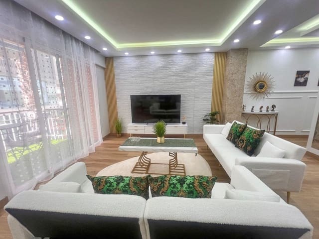 4 slaapkamer Appartement te koop in Torrevieja - € 285.000 (Ref: 10017819)